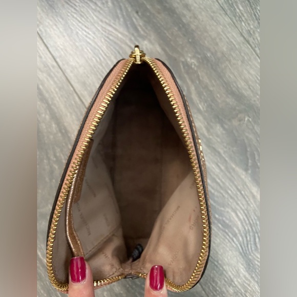 Michael Kors Leather Mettalic Rose Pink Travel Pouch Clutch Bag - Picture 12 of 15